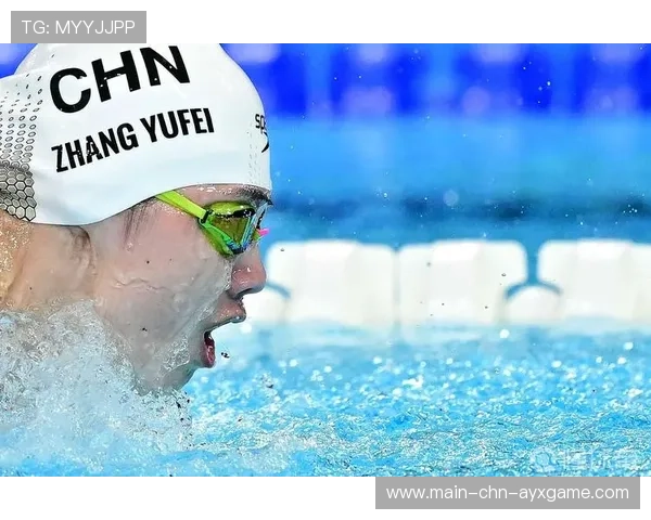 游泳世界杯张雨霏蝶泳表现亮眼