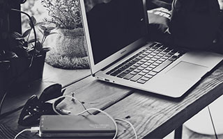 LCK教练战术调整成效显著，lckdk教练是谁